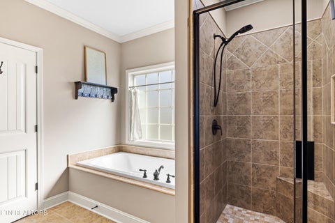 Tiny photo for 300 Kennesaw Lane, Lenoir City, TN 37771 (MLS # 1355693)