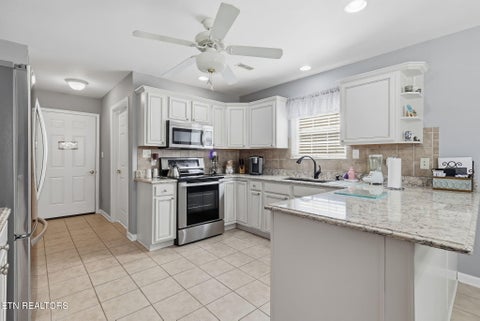 Tiny photo for 411 Eaton Village TRCE, Lenoir City, TN 37771 (MLS # 1359774)