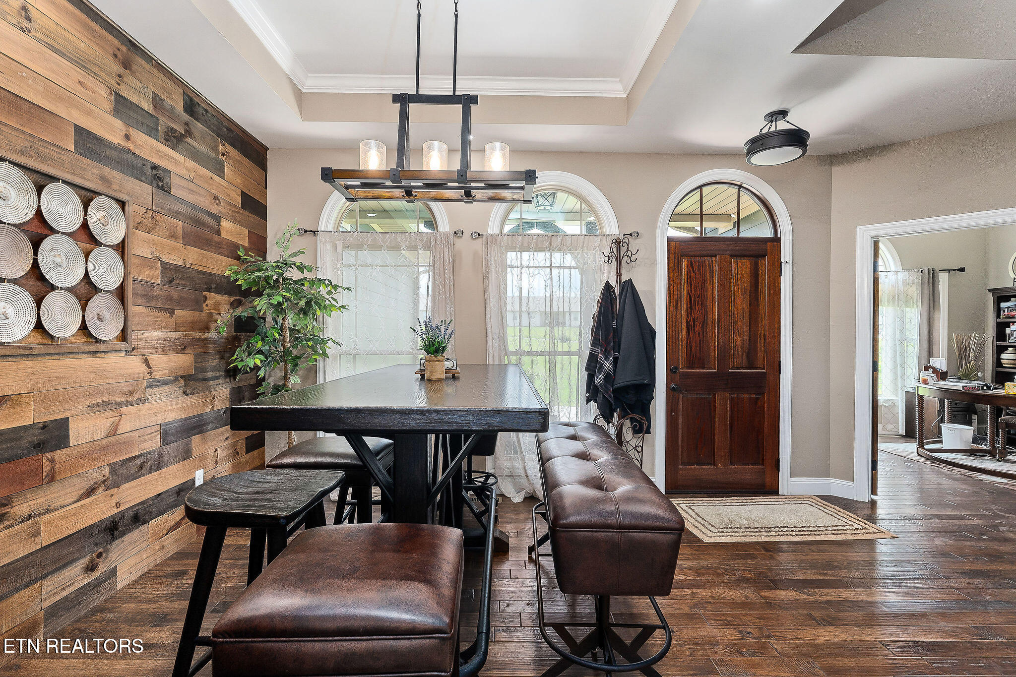 3013 Tulip Lane