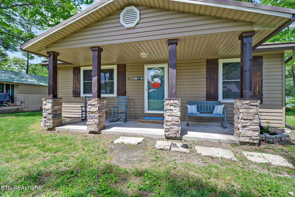Photo of 56 Linger Lake Lane, Crossville, TN 38571 (MLS # 1301196)