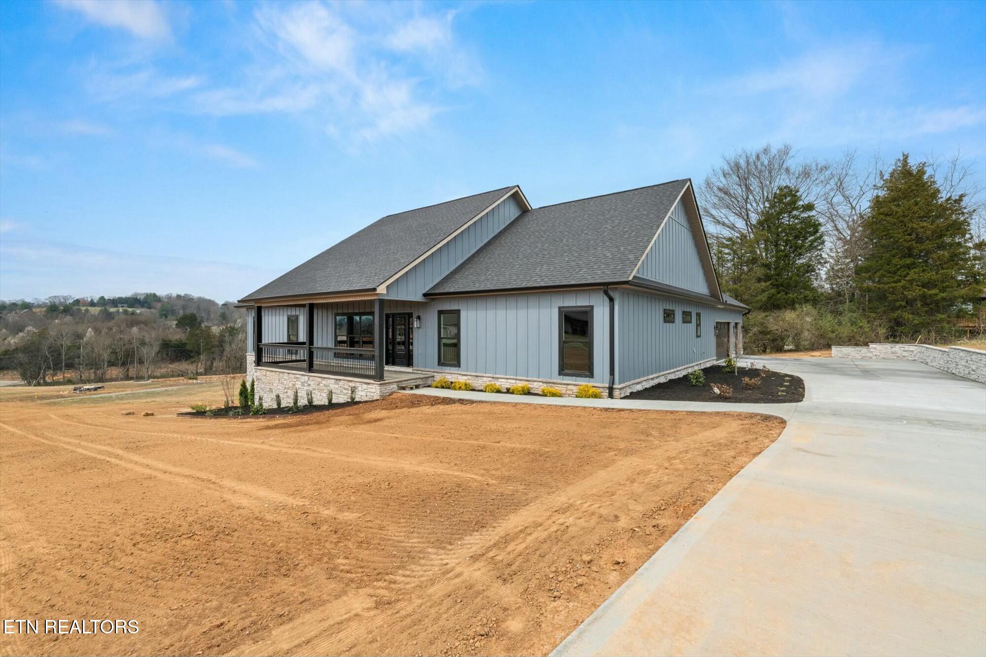 215 Charlie Lane