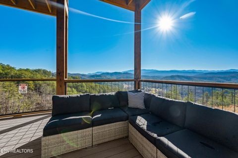 Tiny photo for 1015 Leslie Way, Sevierville, TN 37876 (MLS # 1342060)