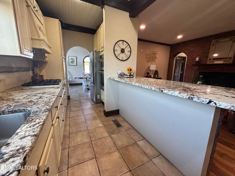 Tiny photo for 135 Bluffton Rd, Friendsville, TN 37737 (MLS # 1355907)