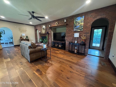 Tiny photo for 135 Bluffton Rd, Friendsville, TN 37737 (MLS # 1355907)