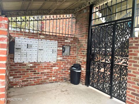 Tiny photo for 510 14Th St #305, Knoxville, TN 37916 (MLS # 1326652)