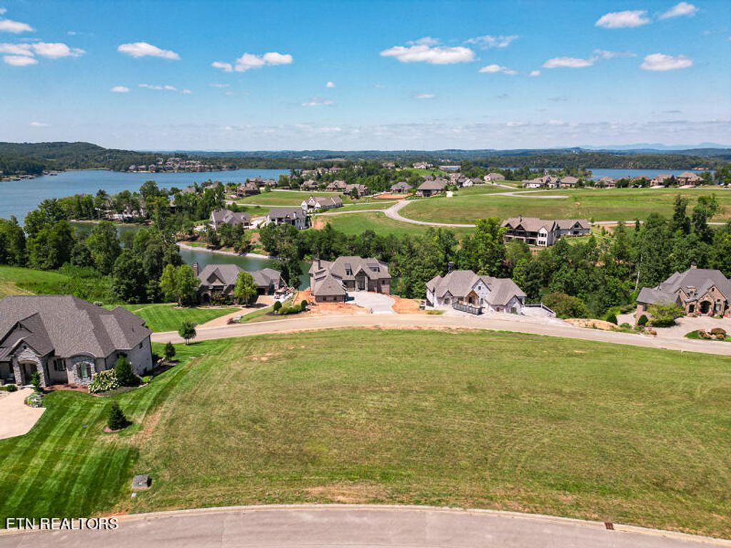 Photo of 522 Commodore Drive, Lenoir City, TN 37772 (MLS # 1273824)