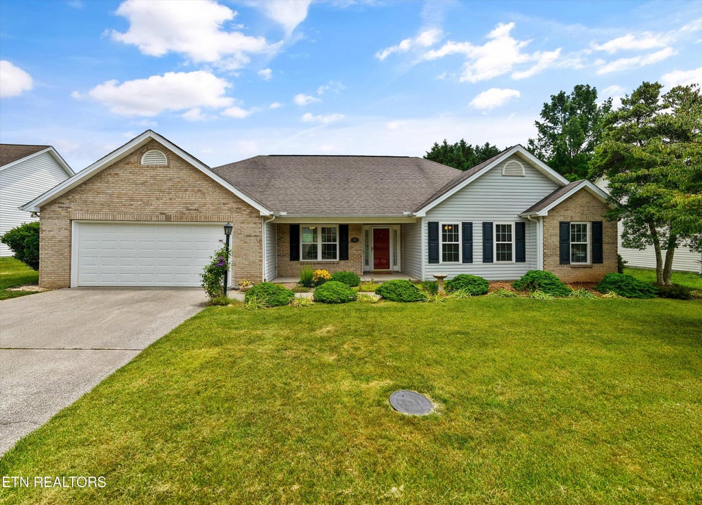 Photo of 1653 Maremont Rd, Knoxville, TN 37918 (MLS # 1343854)