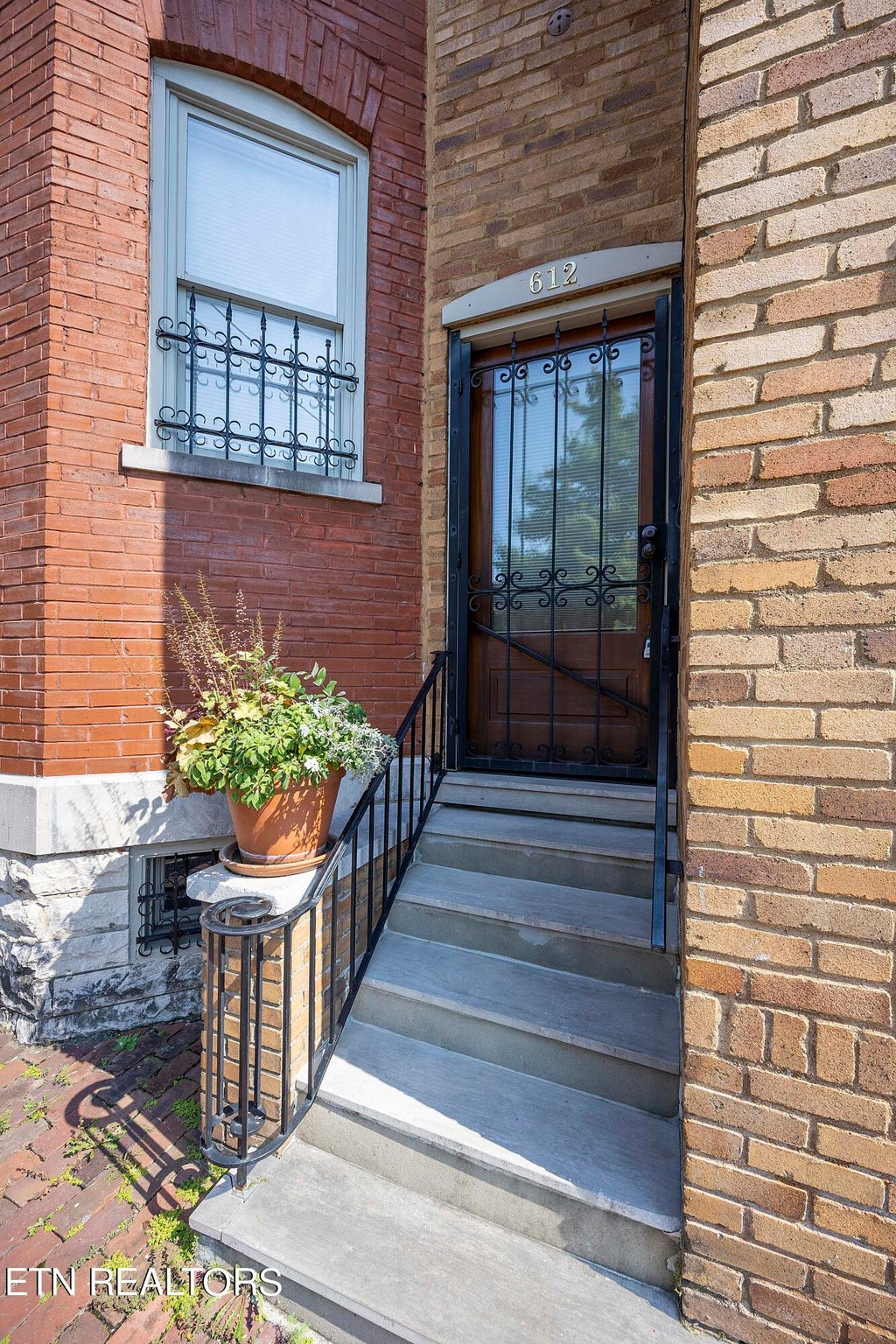 Photo of 612 Union Ave, Knoxville, TN 37902 (MLS # 1272362)