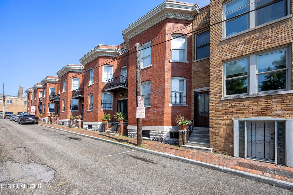 Photo of 612 Union Ave, Knoxville, TN 37902 (MLS # 1272362)