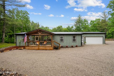 Photo of 909 Remington Rd, Jamestown, TN 38556 (MLS # 1342872)