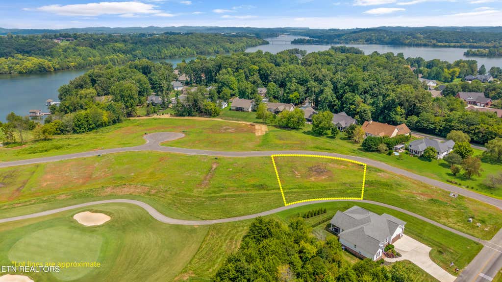 Photo of 105 Agaya Tr, Vonore, TN 37885 (MLS # 1349275)