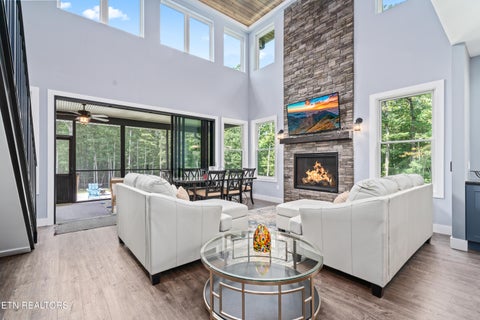 Tiny photo for 1532 E Overlook Rd, Monterey, TN 38574 (MLS # 1356162)