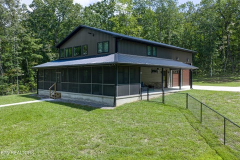 Tiny photo for 1532 E Overlook Rd, Monterey, TN 38574 (MLS # 1356162)