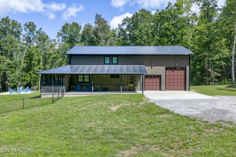 Tiny photo for 1532 E Overlook Rd, Monterey, TN 38574 (MLS # 1356162)