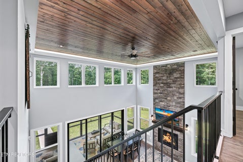 Tiny photo for 1532 E Overlook Rd, Monterey, TN 38574 (MLS # 1356162)