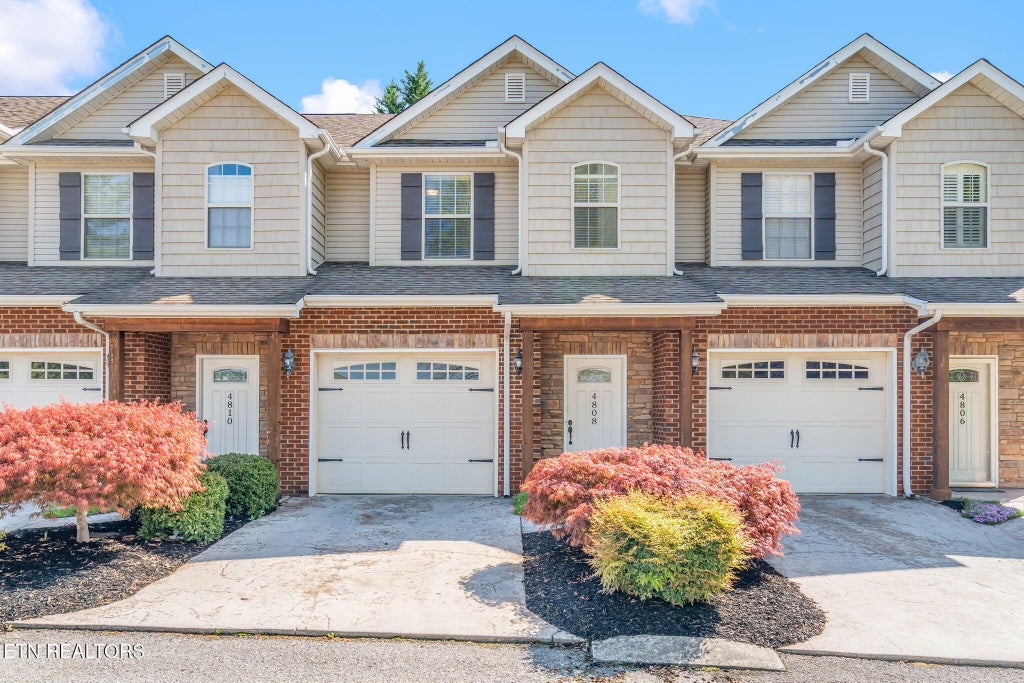 Photo of 4808 Fountain View Way, Knoxville, TN 37918 (MLS # 1296628)