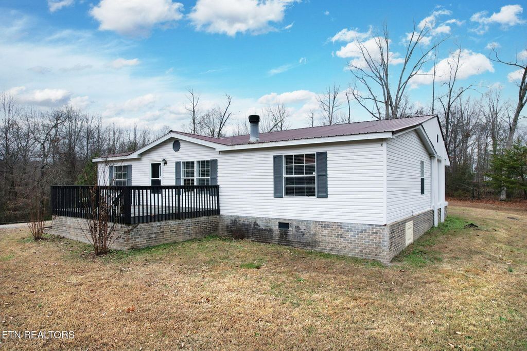 Photo of 139 SE Fox Farm Tr, Cleveland, TN 37323 (MLS # 1323879)