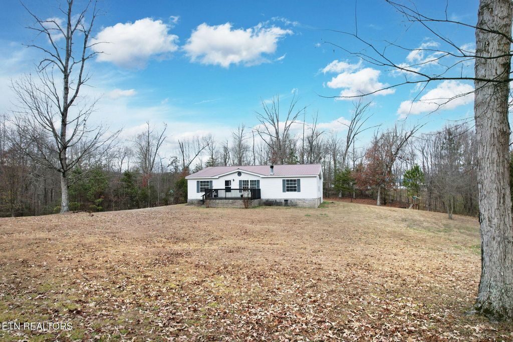 Photo of 139 SE Fox Farm Tr, Cleveland, TN 37323 (MLS # 1323879)