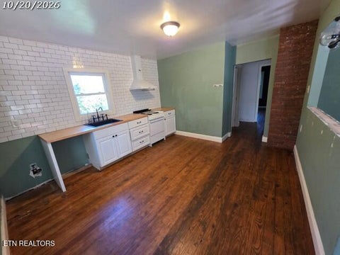 Tiny photo for 520 Burns Rd, Knoxville, TN 37914 (MLS # 1359714)