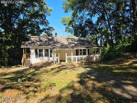 Photo of 520 Burns Rd, Knoxville, TN 37914 (MLS # 1359714)