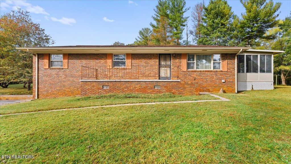 Photo of 867 Dalton Rd, New Market, TN 37820 (MLS # 1319905)
