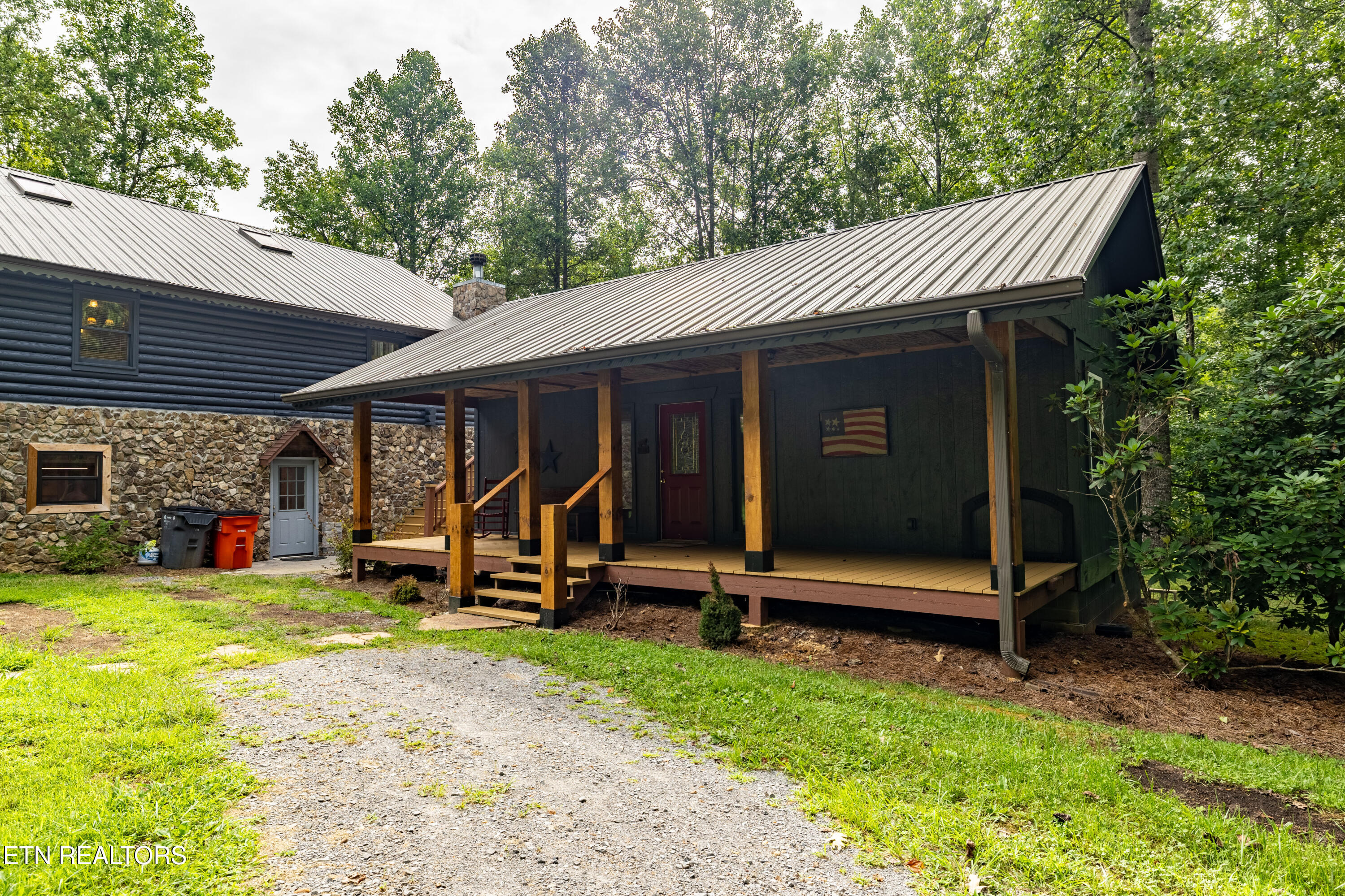 898 Childers Creek Rd