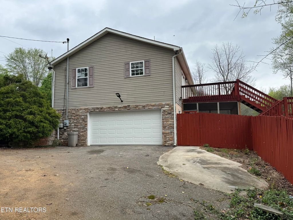 Photo of 276 Ritz View Drive Drive, Blaine, TN 37709 (MLS # 1248327)