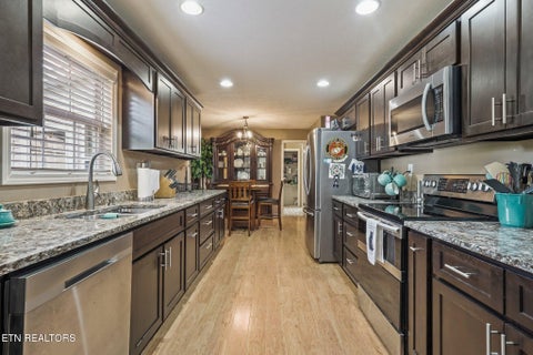 Tiny photo for 126 Greenwood Drive, Wartburg, TN 37887 (MLS # 1360211)