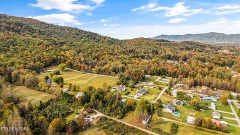Tiny photo for 126 Greenwood Drive, Wartburg, TN 37887 (MLS # 1360211)