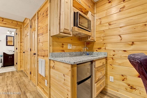 Tiny photo for 670 Magic Kingdom Lane, Sevierville, TN 37876 (MLS # 1357456)