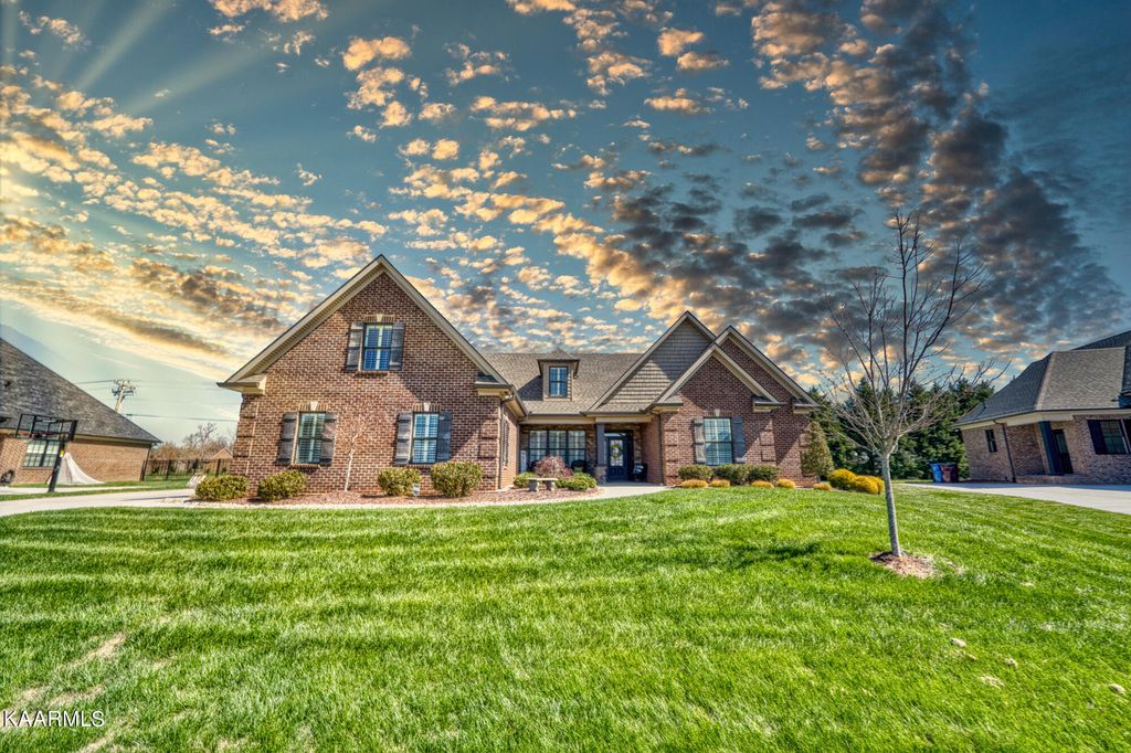 Photo of 1410 Edenbridge Drive, Alcoa, TN 37701 (MLS # 1221086)