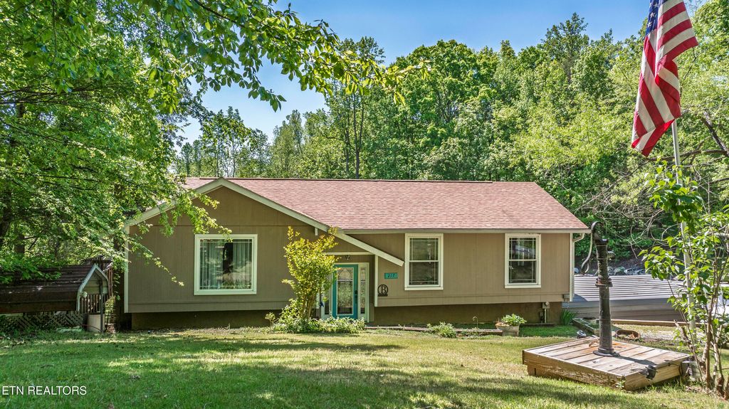 Photo of 217 Roberts Rd, Spring City, TN 37381 (MLS # 1338364)