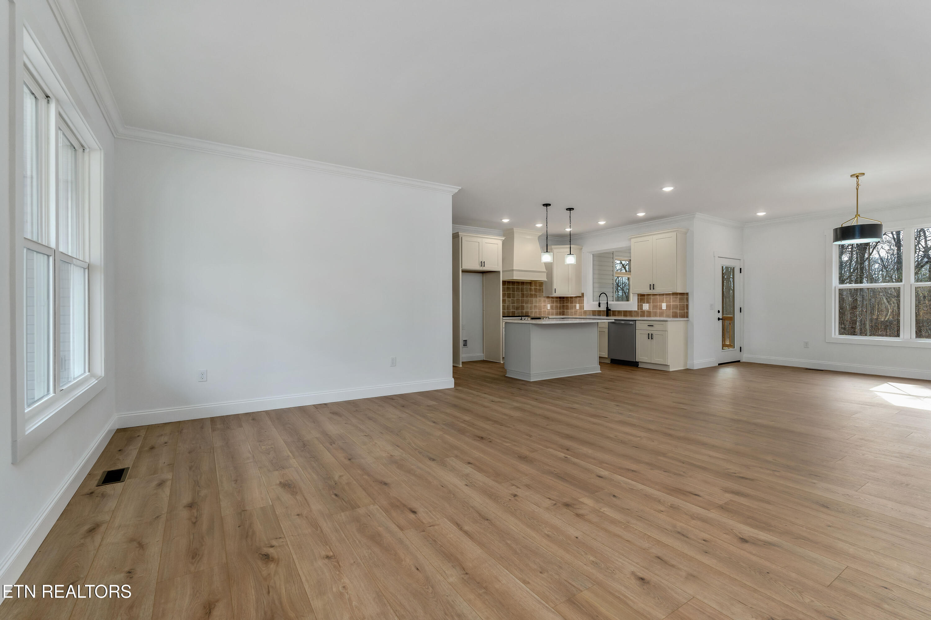 402 St George Drive