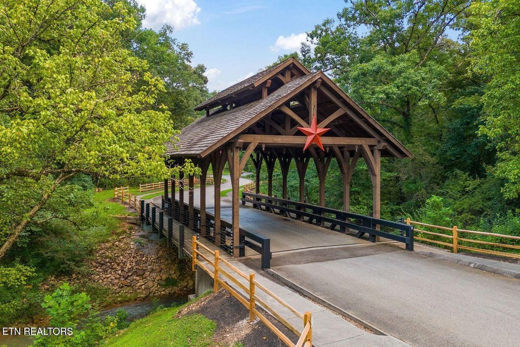 Photo of 2354 Misty Mountain Circle, Knoxville, TN 37932 (MLS # 1339828)