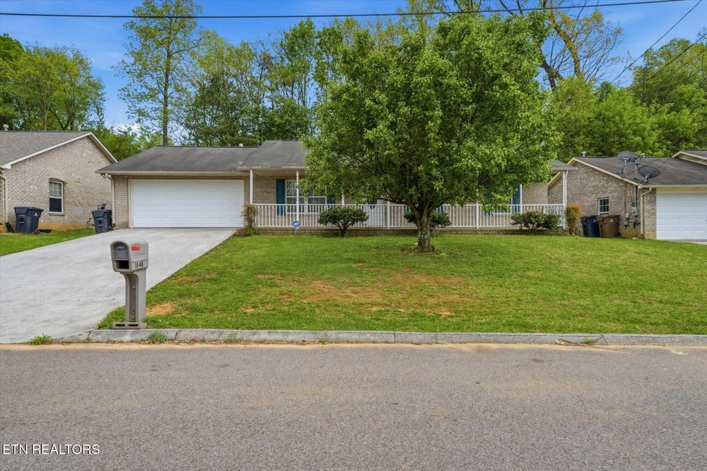 Photo of 1840 Explorer Lane, Knoxville, TN 37912 (MLS # 1336664)