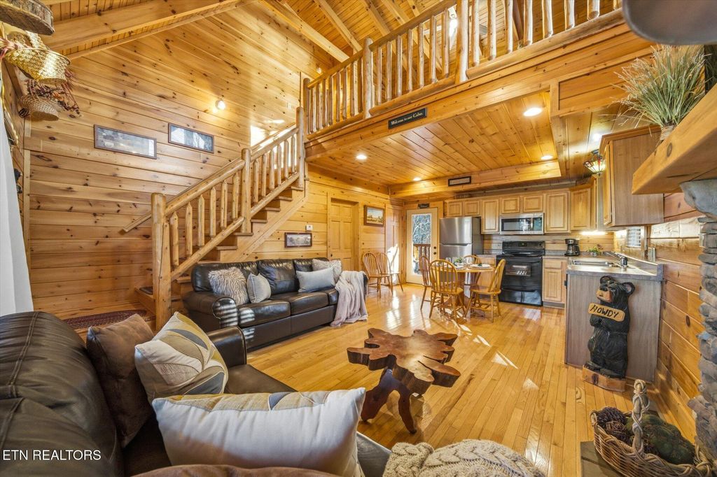 Photo of 2016 Bear Creek Way, Pigeon Forge, TN 37862 (MLS # 1333542)