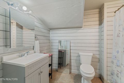 Tiny photo for 209 Strawberry Lane, Caryville, TN 37714 (MLS # 1319757)