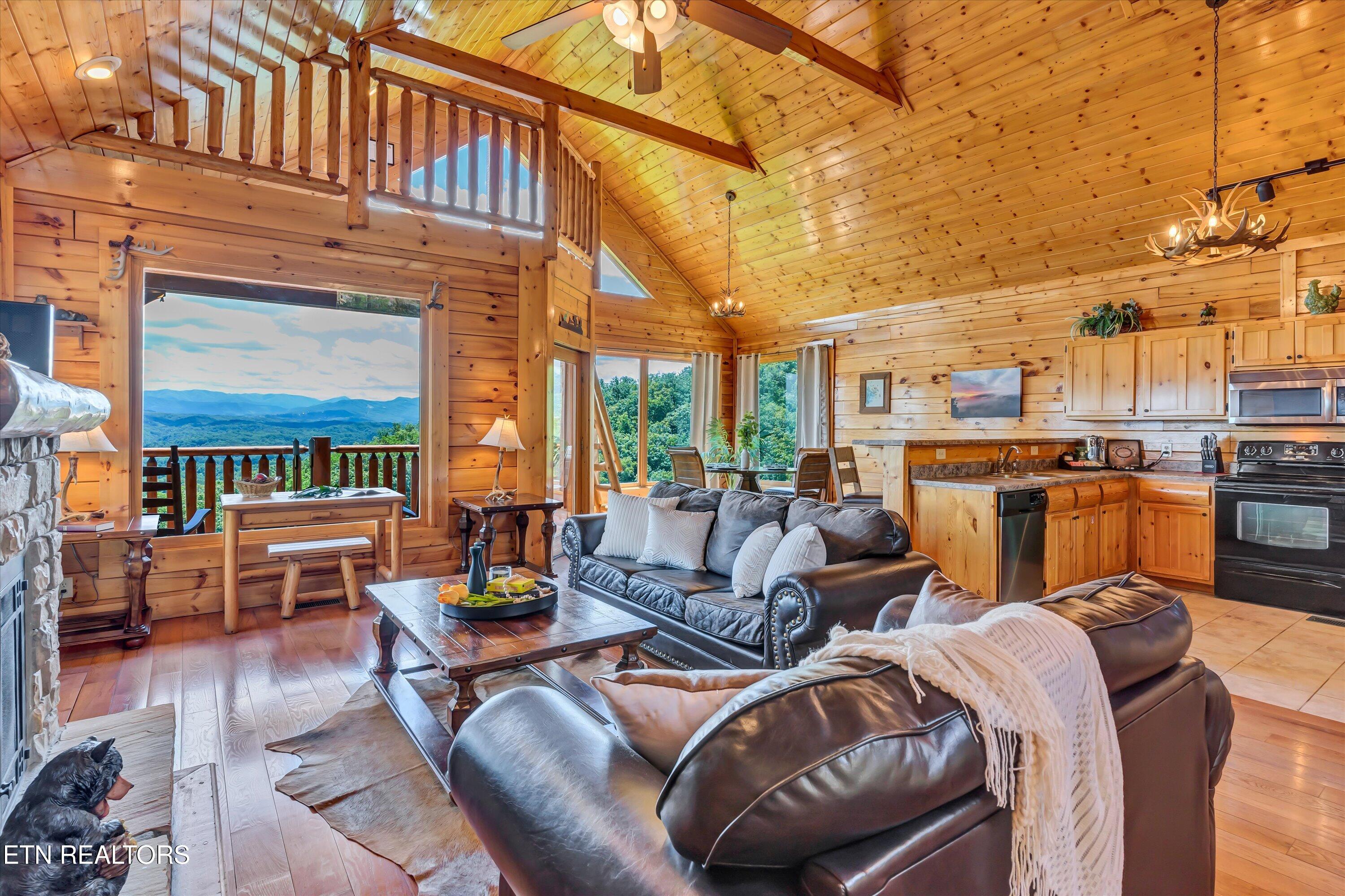 2513 Look AFar View Dr