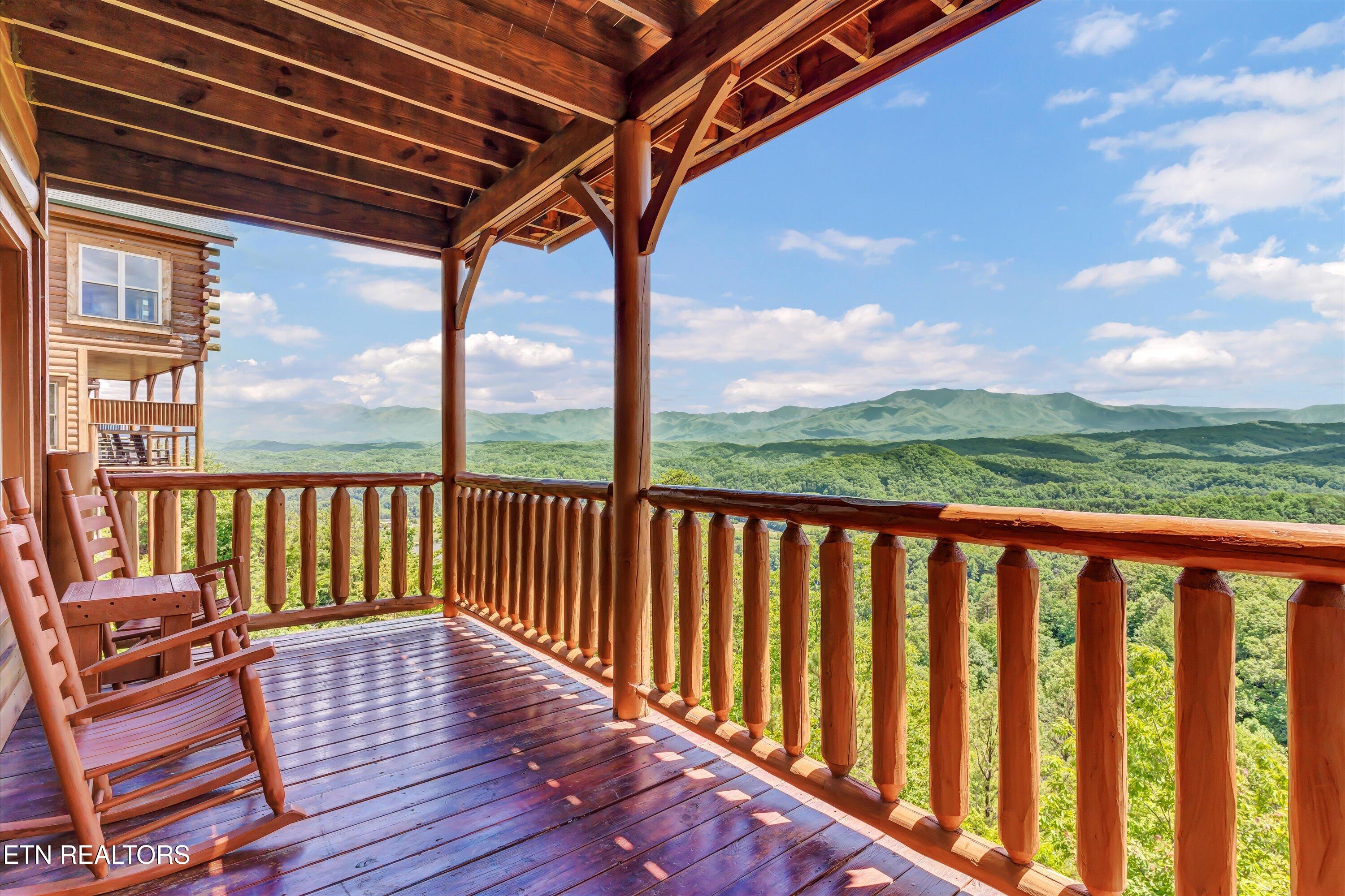 2513 Look AFar View Dr