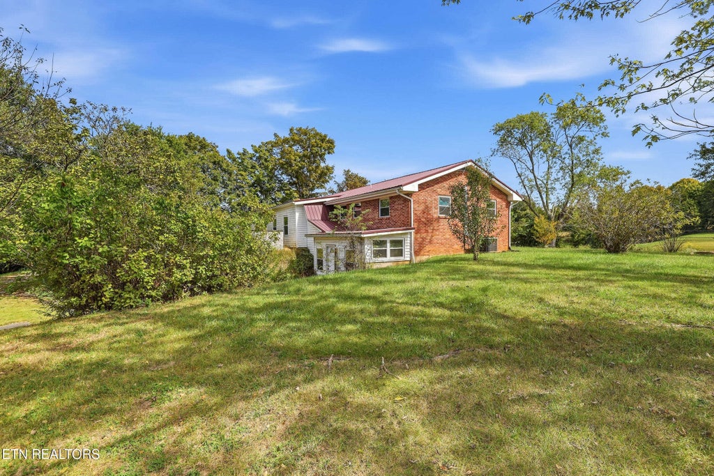 Photo of 1470 Raders Sidetrack Rd, Greeneville, TN 37743 (MLS # 1358738)