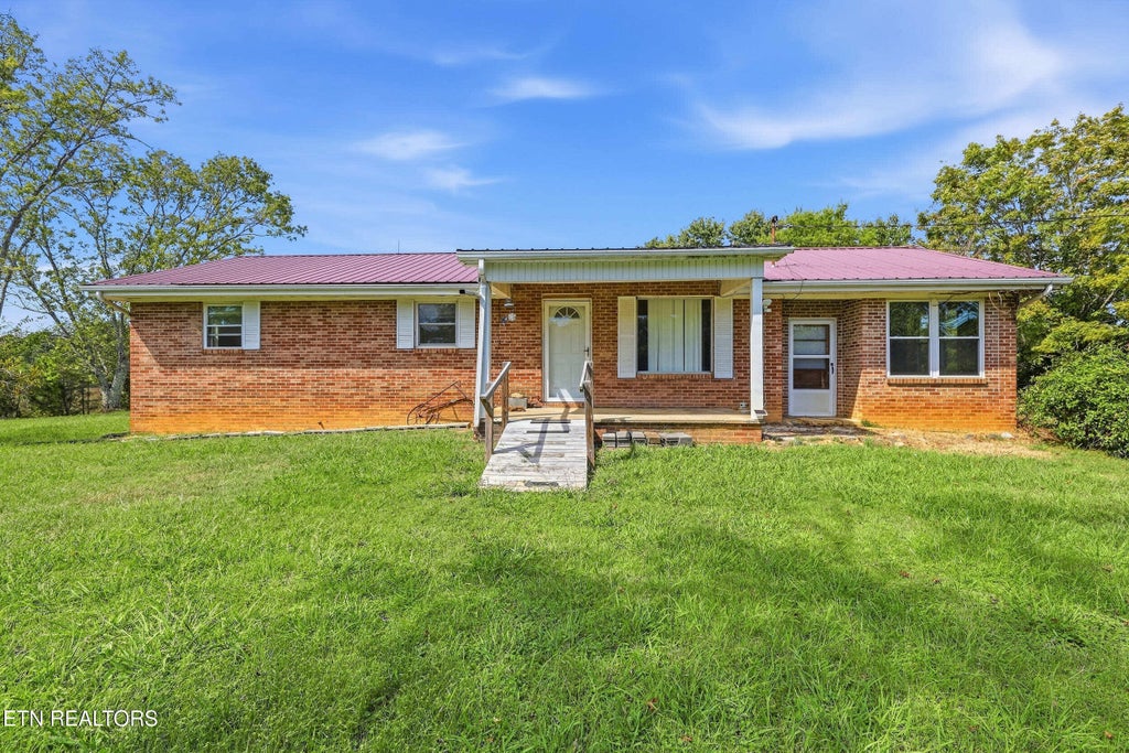 Photo of 1470 Raders Sidetrack Rd, Greeneville, TN 37743 (MLS # 1358738)