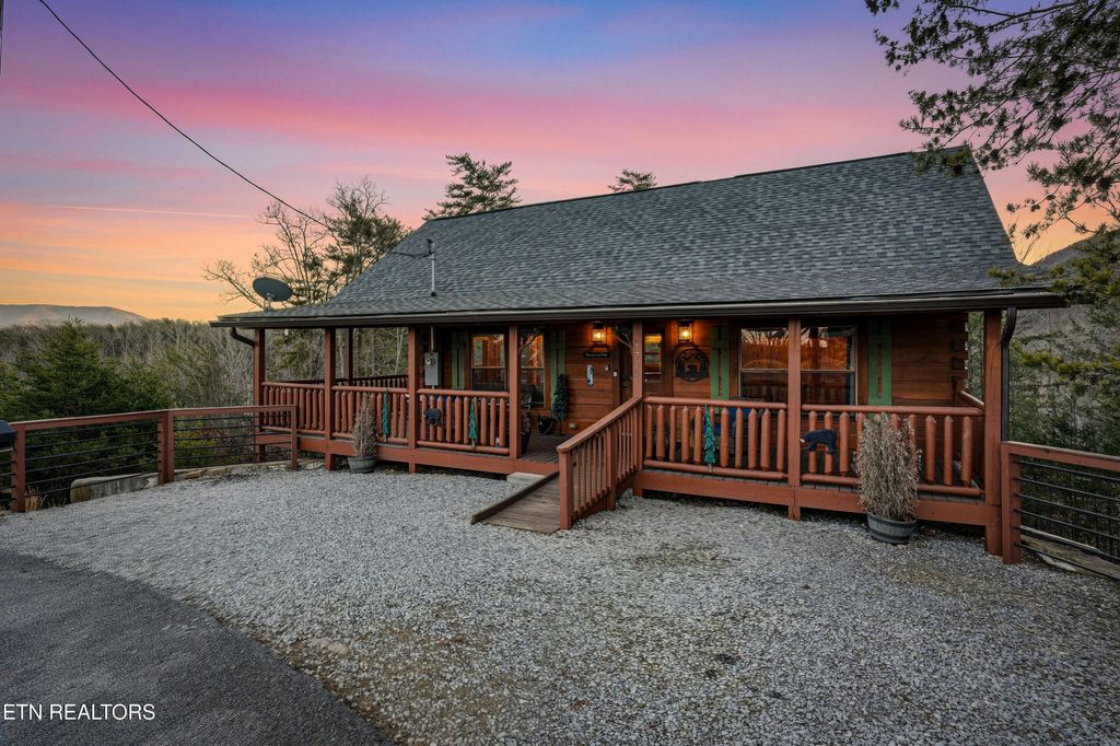 Photo of 1713 Bear View Rd, Sevierville, TN 37876 (MLS # 1330710)
