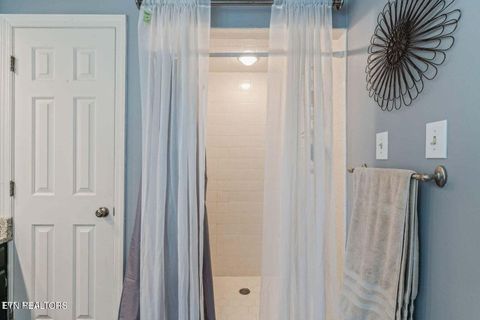 Tiny photo for 4007 NW Heather Court Court, Knoxville, TN 37919 (MLS # 1322781)