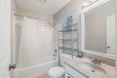 Tiny photo for 4007 NW Heather Court Court, Knoxville, TN 37919 (MLS # 1322781)