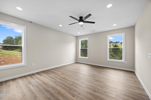 Tiny photo for 1039 N Gay St, Dandridge, TN 37725 (MLS # 1350012)