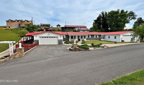 125 PARLIAMENT RD, HARROGATE, TN 37752 - Image 09659bd0ff5d41b1b520d2dea71d8669/838752214
