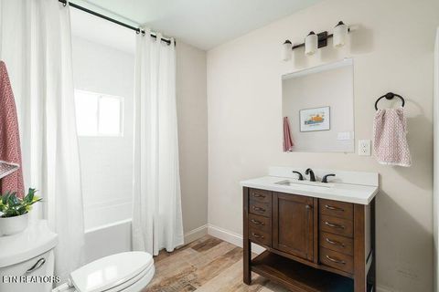 Tiny photo for 418 Cedar Ave, Knoxville, TN 37917 (MLS # 1318008)