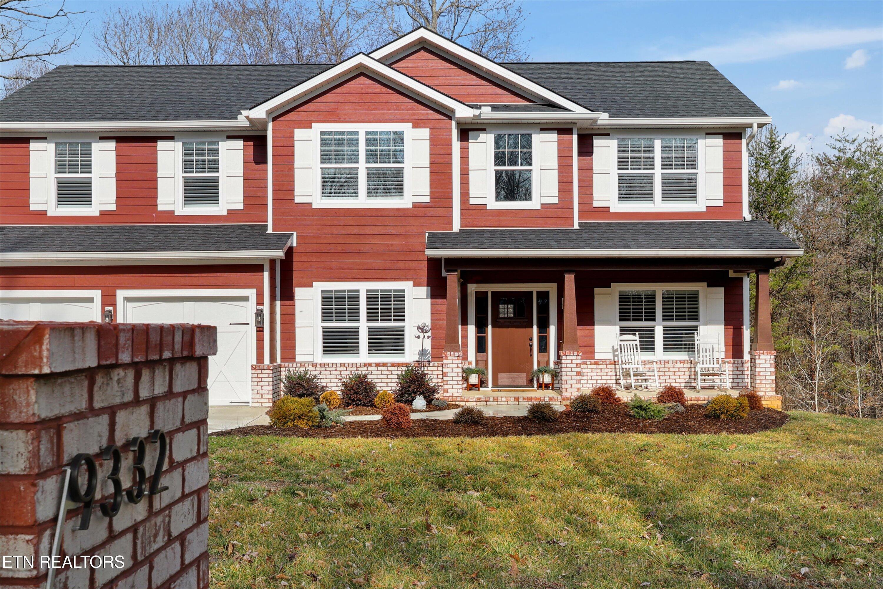 9332 Arlington Ridge Way