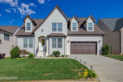 8121 Carolina Cherry Lane Knoxville TN 37919