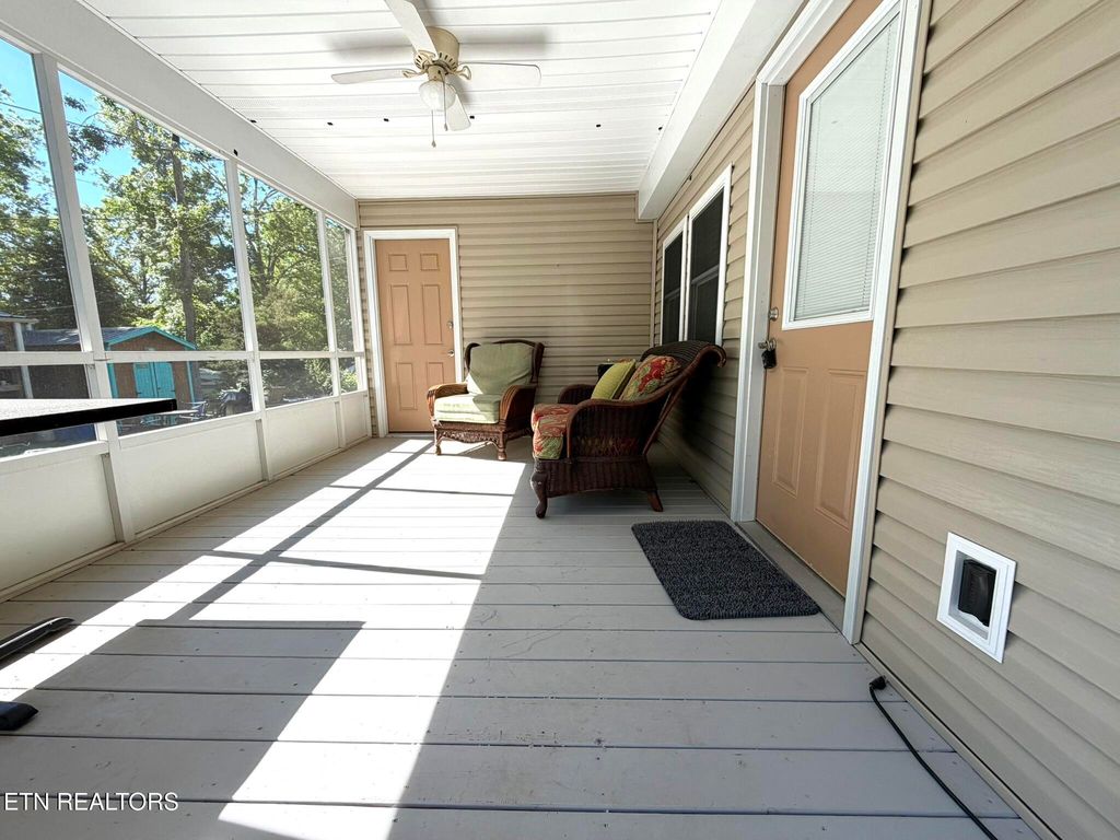 Photo of 1219 Fishermans Way, Sevierville, TN 37876 (MLS # 1340091)